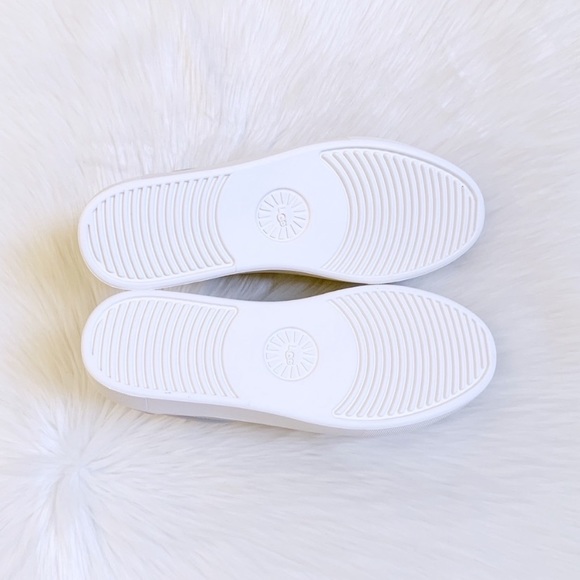 UGG Women’s Zilo Metallic Silver Sneakers - Picture 7 of 8